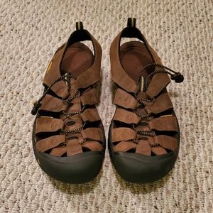 Keen Sandals Size 13